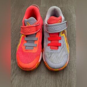 Nike Giannis Immortality 2 Little Kids' Basketball Shoes us size 1youth